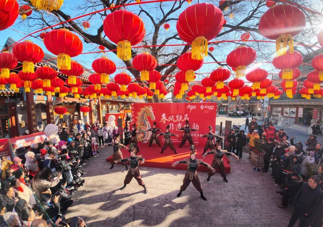”模式！长安街变了春节的仪式感从这一刻开始丨朝闻北京ky开元棋牌冷空气退场！北京一键切换至“升温+新春(图4)